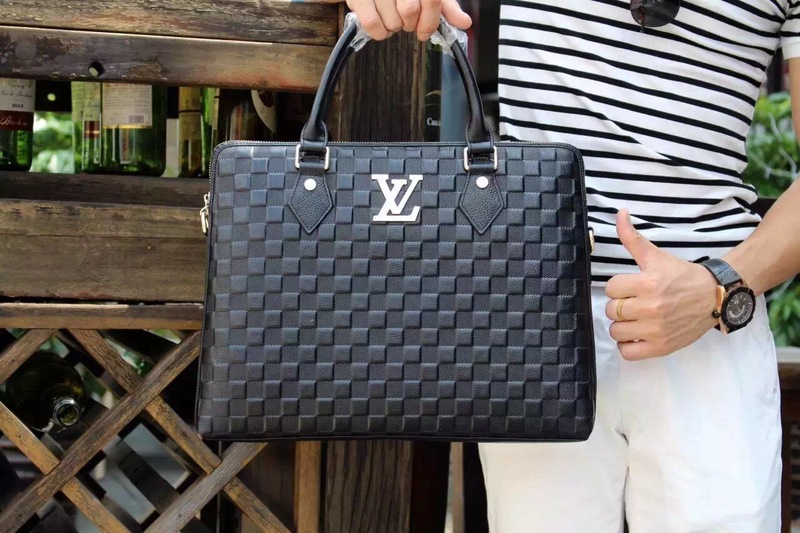 Louis Vuitton Outlet Designer Bags M201538