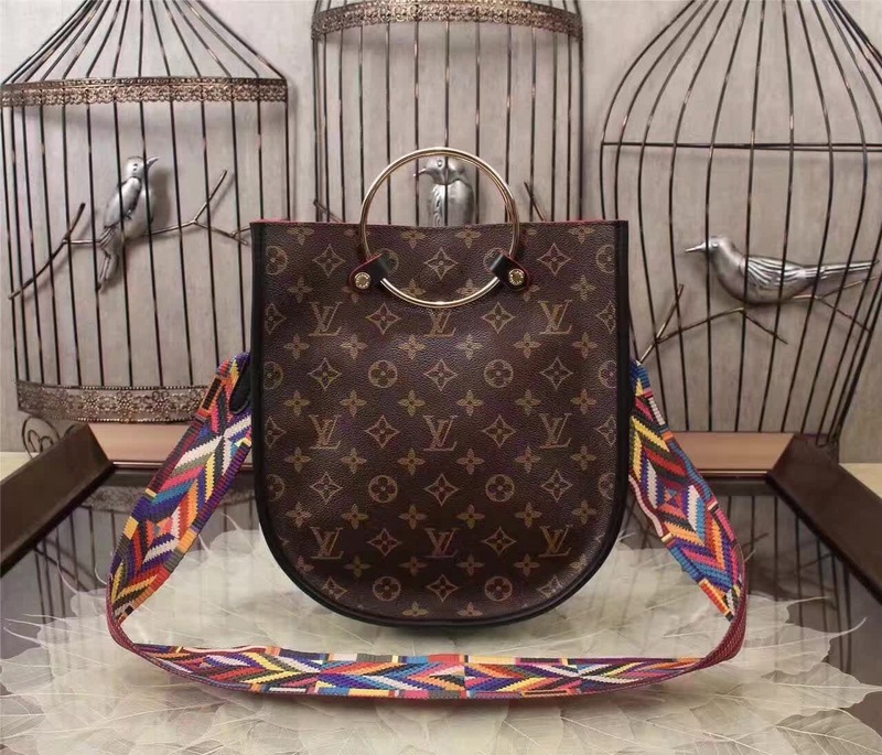Louis Vuitton Outlet Designer Handbags M101368
