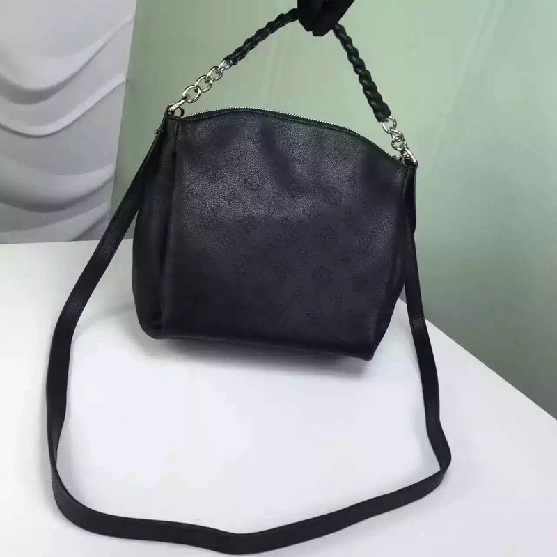 Louis Vuitton Outlet Designer Handbags M101372