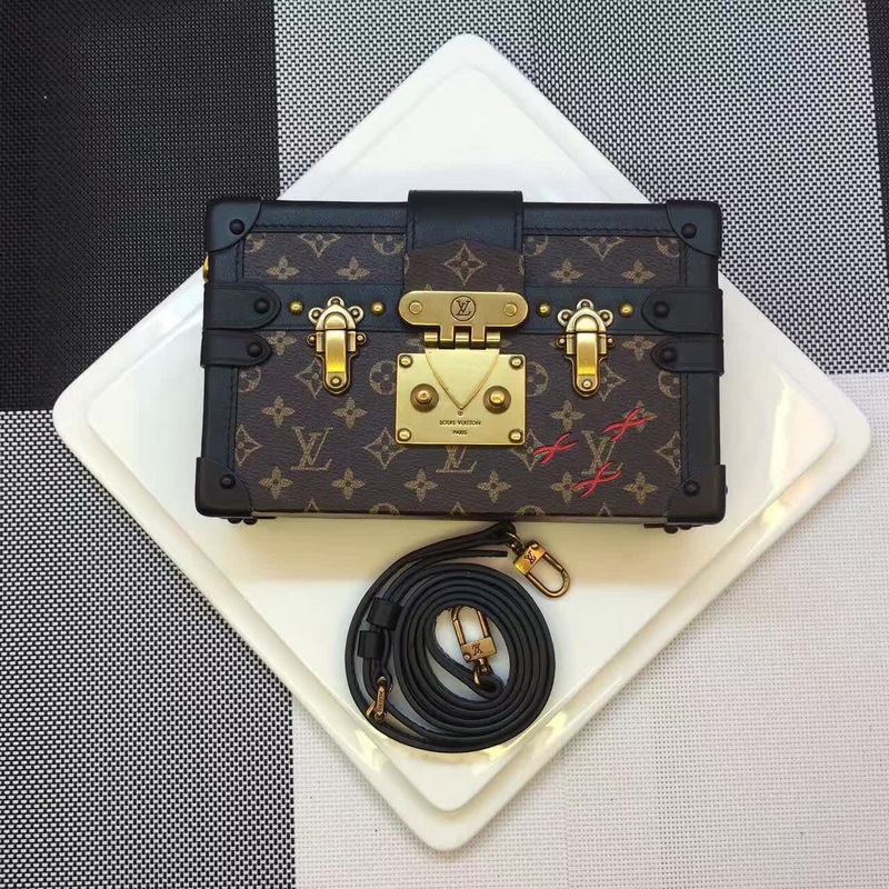 Louis Vuitton Outlet Designer Handbags M101412