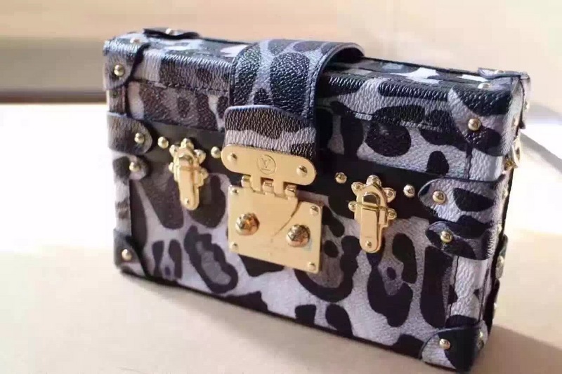 Louis Vuitton Outlet Designer Handbags M101415 - Click Image to Close