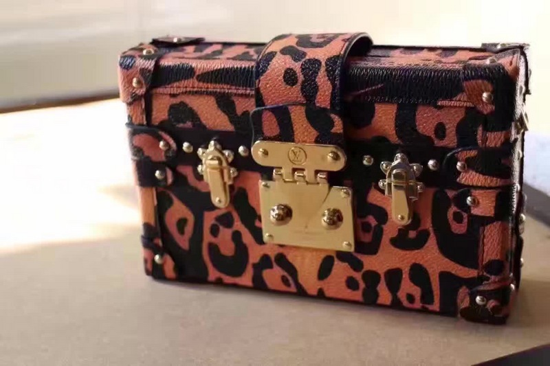 Louis Vuitton Outlet Designer Handbags M101416