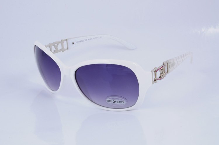 Louis Vuitton Sunglasses 001