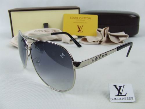 Louis Vuitton Outlet Sunglasses 043 - Click Image to Close