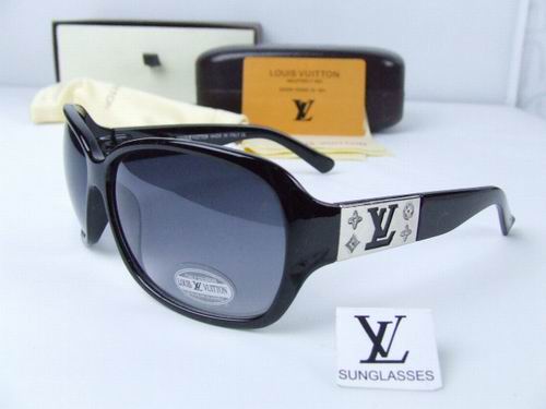 Louis Vuitton Outlet Sunglasses 048 - Click Image to Close