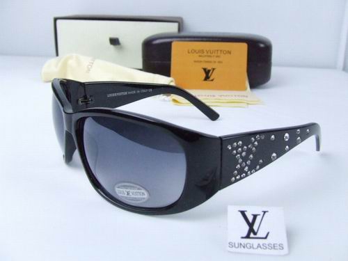 Louis Vuitton Outlet Sunglasses 053 - Click Image to Close
