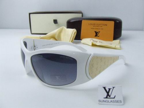 Louis Vuitton Outlet Sunglasses 062 - Click Image to Close