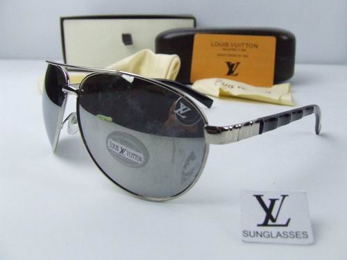 Louis Vuitton Outlet Sunglasses 065 - Click Image to Close