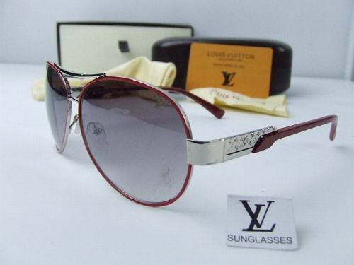 Louis Vuitton Outlet Sunglasses 071 - Click Image to Close