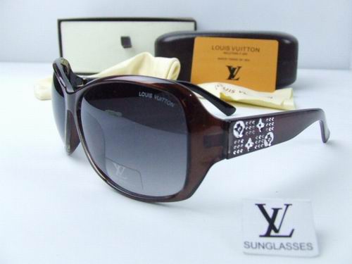 Louis Vuitton Outlet Sunglasses 077