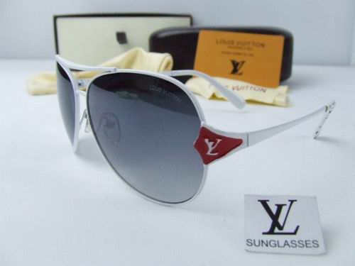 Louis Vuitton Outlet Sunglasses 070 - Click Image to Close