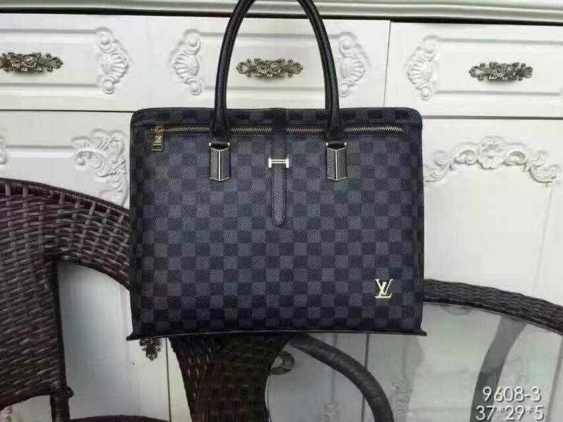 Louis Vuitton Outlet Designer Bags M201562